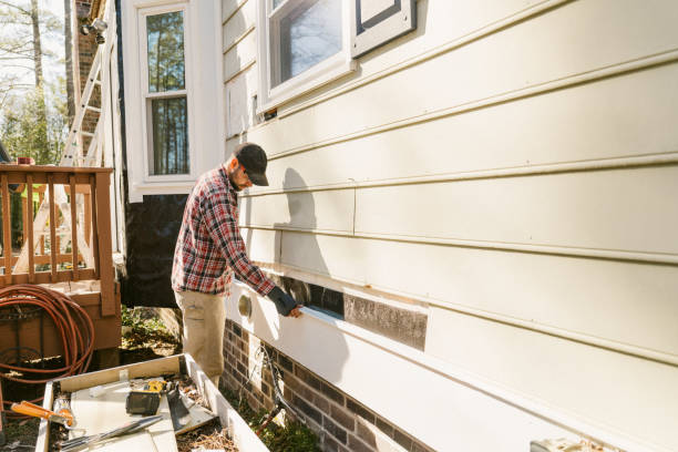 Top rated local Emergency Siding Repair specialists in Hamden, CT